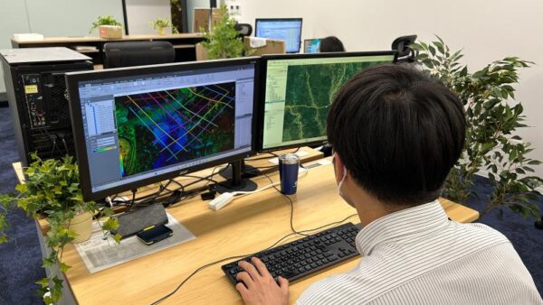ドローンで未来を測る！【測量技術者】